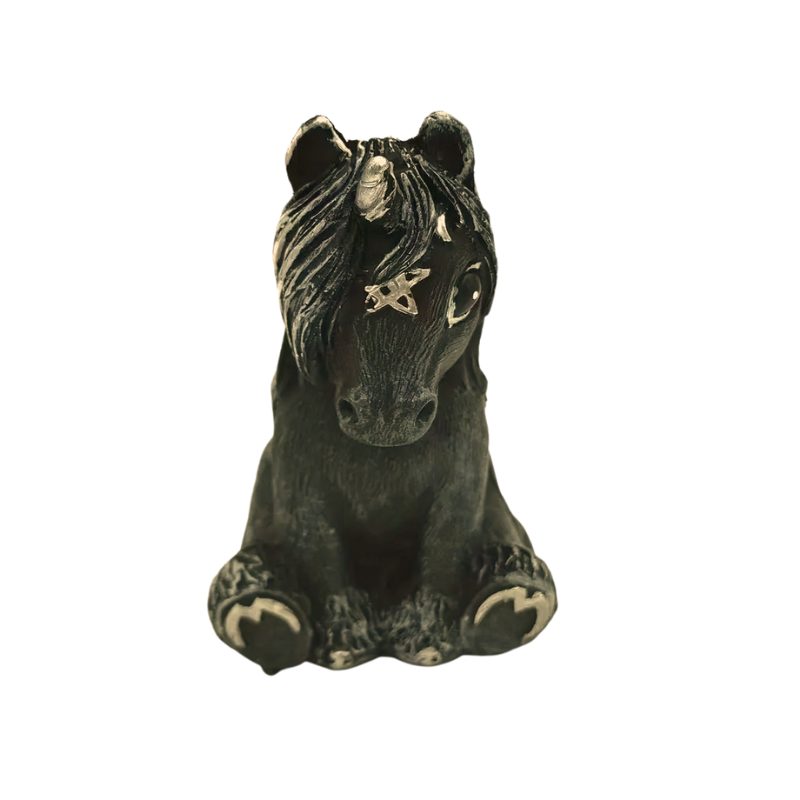 Cult Cuties: Horse in a gothic alternative style.